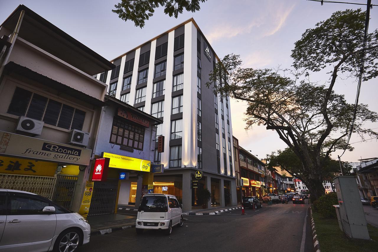 Meritin Hotel Kuching Exterior photo
